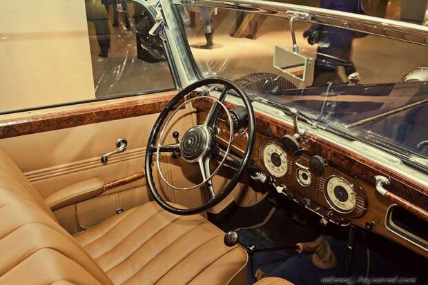 Музей частных коллекций Автовилль (44 фото)