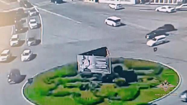 Супруги-автоподставщики три года разводили водителей в Приморье