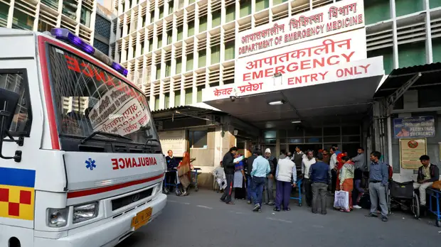 При ударах молний в двух штатах Индии погибли 49 человек