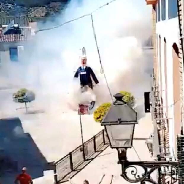 Израиль отреагировал на сожжение чучела Нетаньяху в европейской стране