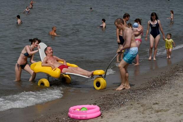 Путин поручил расширить доступ людей с инвалидностью к туробъектам