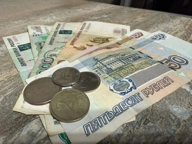 Проверьте прописку внуков: пенсионеров предупредили о рисках потери субсидий на ЖКХ