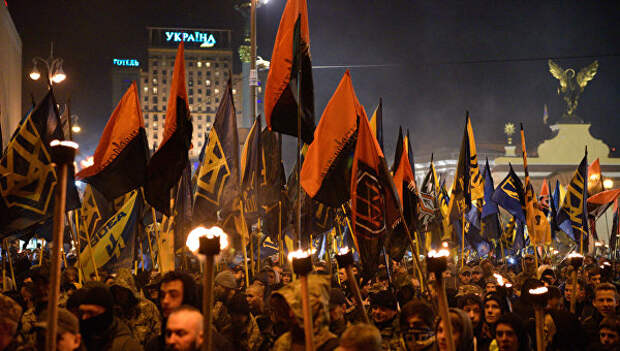 Украинский рейх: слабость власти возносит ультраправых на вершину