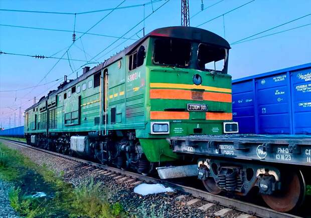 Смерть на РЖД от БПЛА и безалаберности. Ножи, пневматика, граффити, алкоголь: железнодорожные злодеи в июльском обзоре ЧП