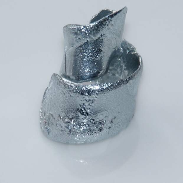 gallium02 Галлий   редкий метал, который тает в руках