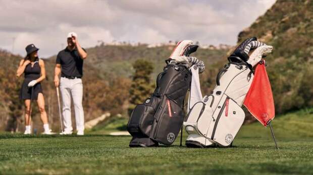 Shop Ghost Golf apparel for the holidays