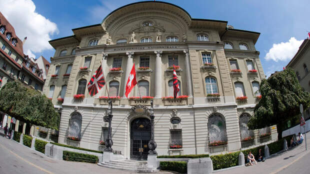Швейцария: Прошлогодний вызов банкирам, о котором в России почти ничего не знают