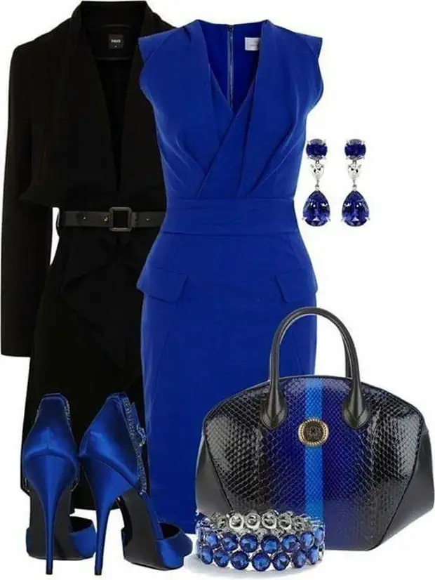 Синий цвет в одежде женщины