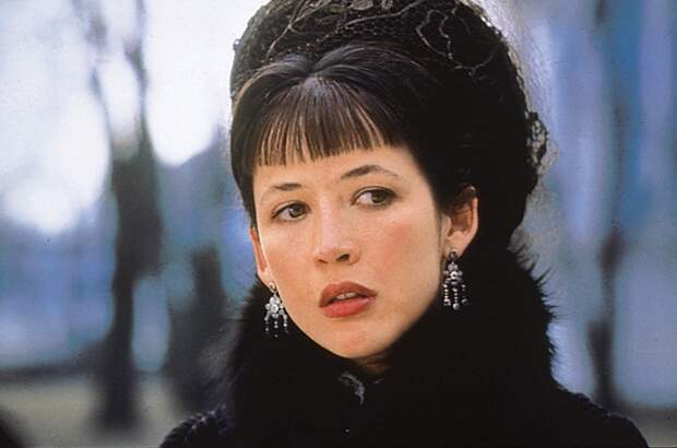 Софи Марсо (Sophie Marceau) в роли Анны Карениной (1997).| Фото: kino.de.