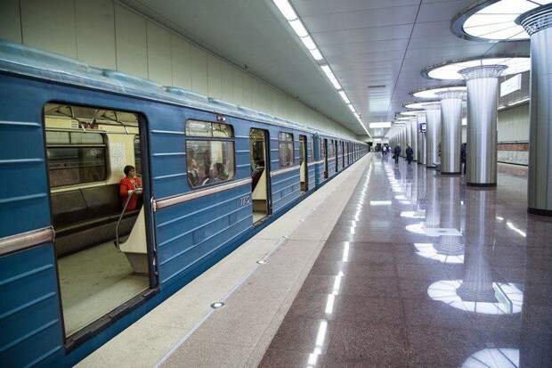 Метро. Фото из архива редакции