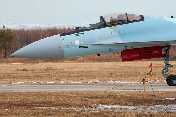 Новую партию истребителей Су-35С передали ВКС России