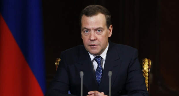 Дмитрий Медведев не исключил, что дистанционное обучение в России затянется надолго