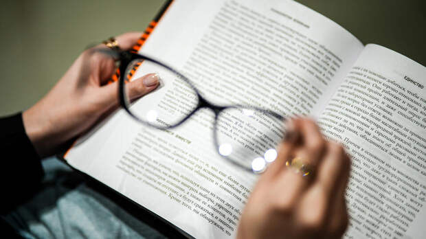 Ученые обнаружили причину эпидемии близорукости