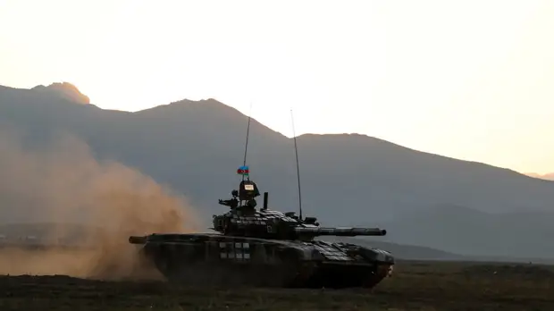 Баку и Ереван сообщили об обстреле своих позиций