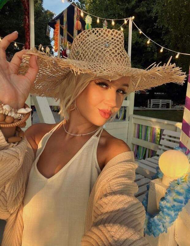 Клава Кока призналась, что много лет скрывала свой настоящий возраст