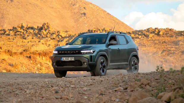 Новый Renault Duster: кроссовер получил измененный дизайн и панорамную крышу