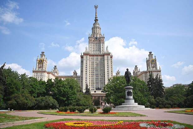 ЛДПР предложила запретить вузам повышать цены на обучение выше уровня инфляции