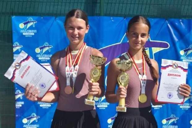 Тамбовская теннисистка завоевала две медали на первенстве Курской области