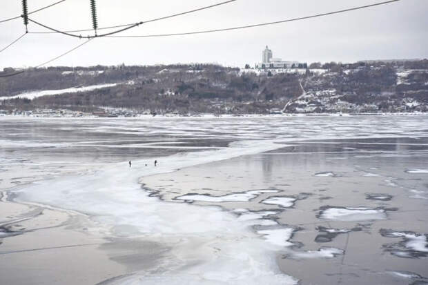 РИА Новости: подростков, пропавших на Волге, ищут с помощью дронов