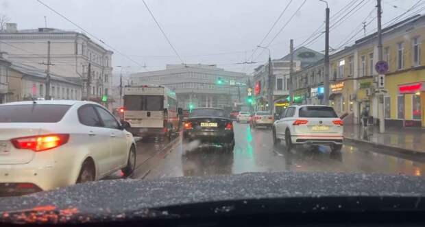 Туляки увидели снег 9 апреля, синоптики обещали дождь и +5 градусов