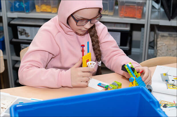 Как обеспечить научный подход? Фотообзор нового конструкторского решения lego® Education BricQ Motion 45401