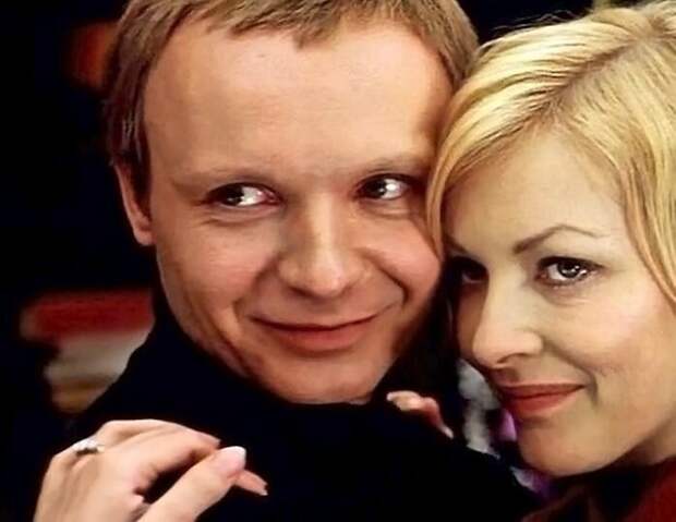 И самая новогодняя картина "Ирония судьбы, или с легким паром!" - Мягкову 41 год, Барбаре Брыльска - 34 года И самая новогодняя картина "Ирония судьбы, или с легким паром!" - Мягкову 41 год, Барбаре Брыльска - 34 года