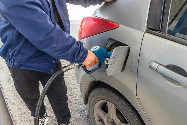 Литр за 60 рублей: ценники на заправках Новосибирска изменились в конце зимы