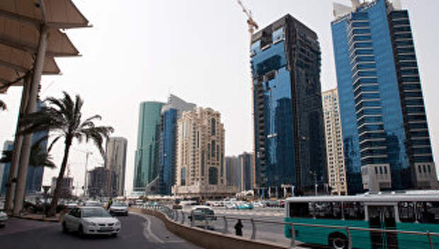 Новостройки на одной из центральных улиц столицы Катара Дохи. Архивное фото