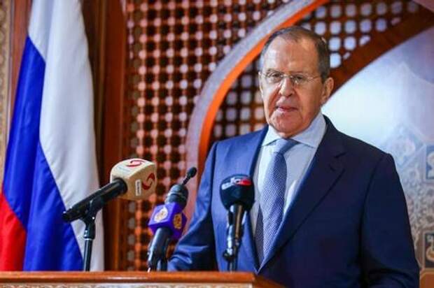 Лавров назвал содержательными и доверительными переговоры с главой МИД Венгрии Сийярто