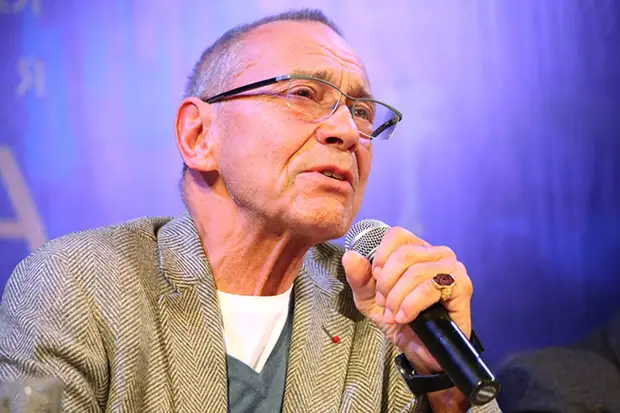 Кончаловский ищет актеров для своего нового проекта в соцсетях