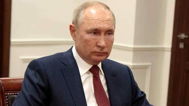 Опасность «Омикрона» и предупреждение Украине: главное из выступления Путина на форуме «Россия зовет!»