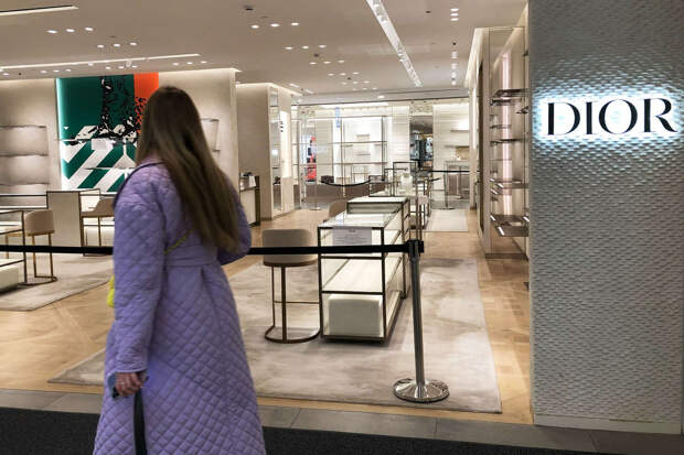 Роспатент зарегистрировал два товарных знака Christian Dior