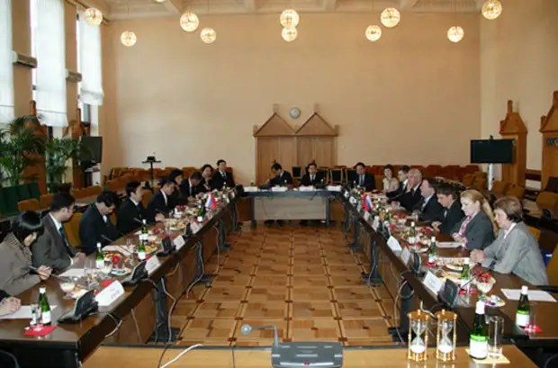 Картинки по запросу Народные Суды