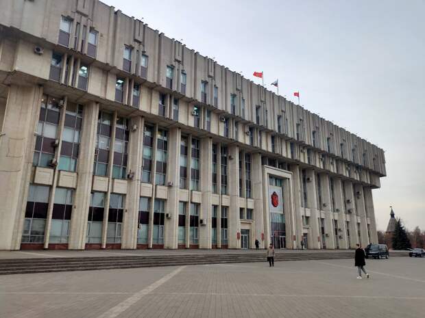 Тульская облдума рассмотрит сокращение доходов и рост расходов бюджета на 2026 год