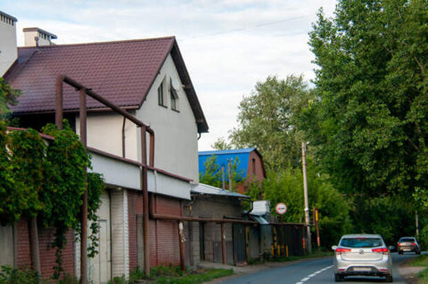 Россиянам запрещено мыть машины на дачах. Что за это грозит?