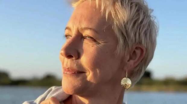 Сбежавшей из России Лазаревой* отменили приговор с тюремным сроком