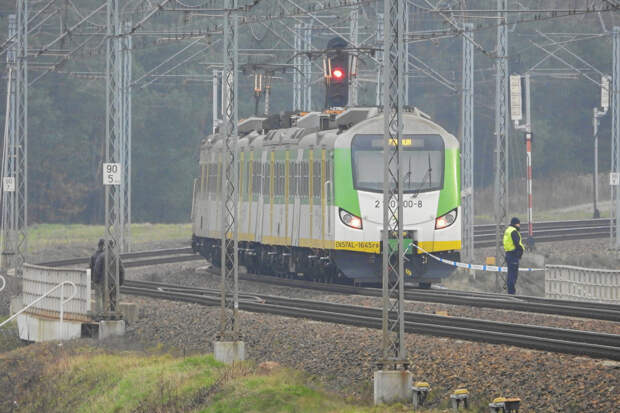 Польская разведка заявила о якобы причастности России к диверсии на железнодорожных путях