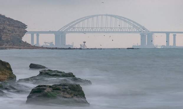 Разруха в портах Бердянска и Мариуполя из-за Крымского моста оказалась глупым фейком Киева