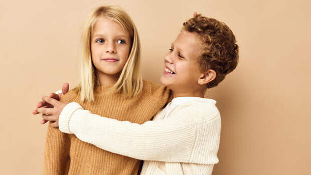 26 апреля — День «Обними друга»: 5 игр на командообразование