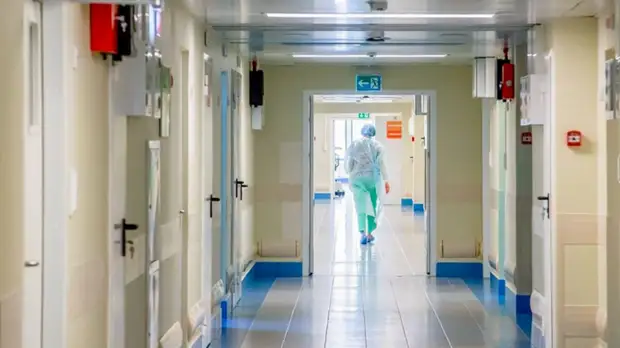 Собянин заявил, что заболеваемость COVID-19 в Москве резко падает в течение трёх недель