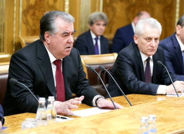 Эмомали Рахмон. Фото: duma.gov.ru