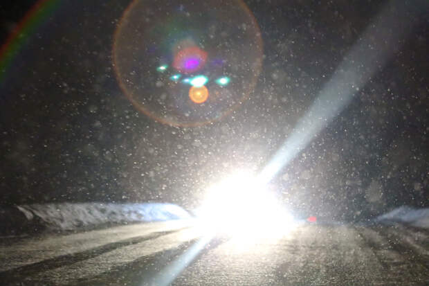 В Госдуму внесли законопроект об ужесточении штрафов за слепящие фары