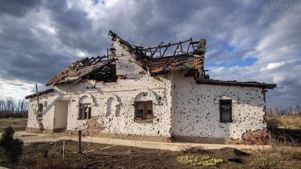 Поселок в ЛНР попал под обстрел со стороны ВСУ