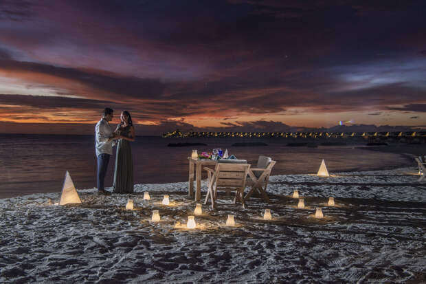 Погрузиться в атмосферу настоящей романтики приглашает курорт Emerald Maldives Resort & Spa