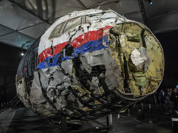 Запад снова пытается обвинить Россию в катастрофе MH17