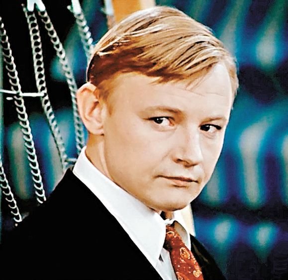 Михаил Кононов
