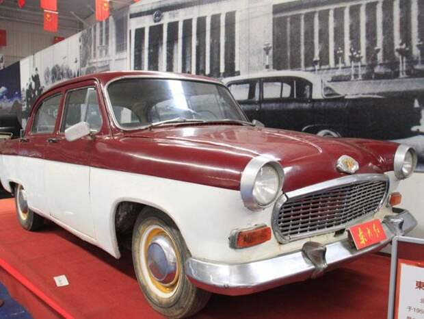 Автомобиль «Красный восток» BJ760 в Пекинском музее классических автомобилей: Красный Восток, волга, газ, газ-21, олдтаймер