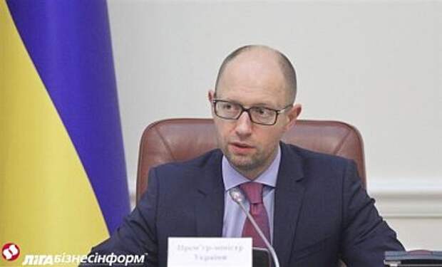Рада может рассмотреть отставку Яценюка 12 августа Рада может рассмотреть отставку Яценюка 12 августа