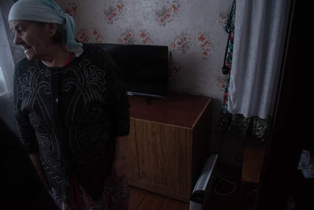 Это вам не про Техас, по ТВ не покажут. В Сибири замерзает село. Большой России нет до этого дела