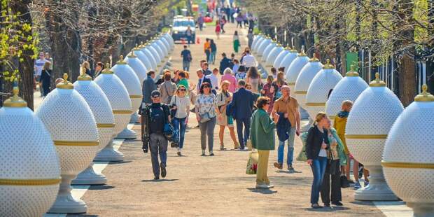 В Москве продолжаются праздничные гуляния. Фото: mos.ru